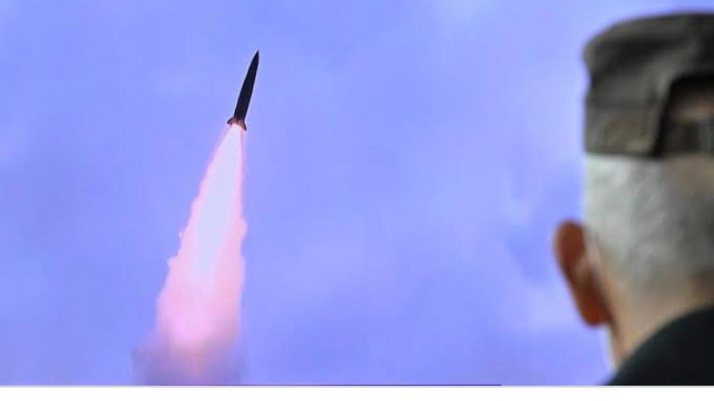 coreia-do-norte-dispara-missil-balistico-na-direcao-do-mar-do-japao