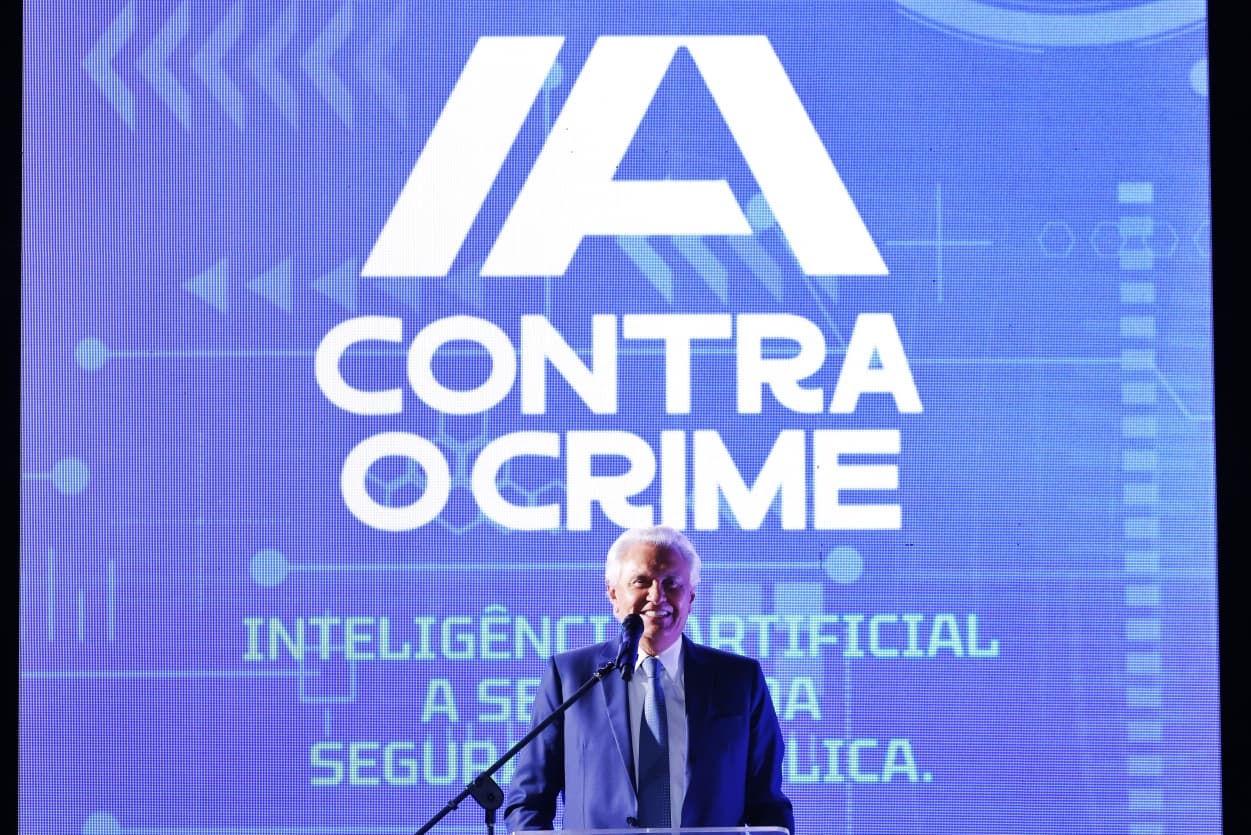 caiado-amplia-eficiencia-policial-com-ferramenta-ia-contra-o-crime