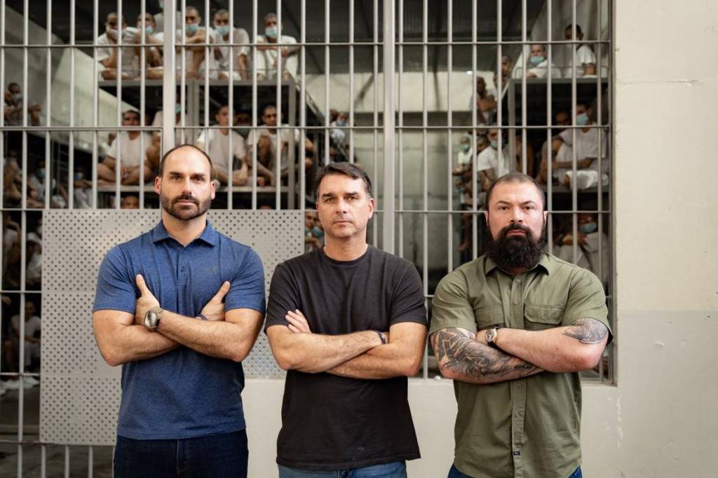 apos-derrotas,-eduardo-bolsonaro-mira-contatos-internacionais-para-impulsionar-flavio