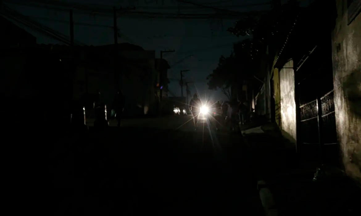 chuva-faz-sp-entrar-em-atencao-e-deixa-mais-de-133-mil-imoveis-sem-luz