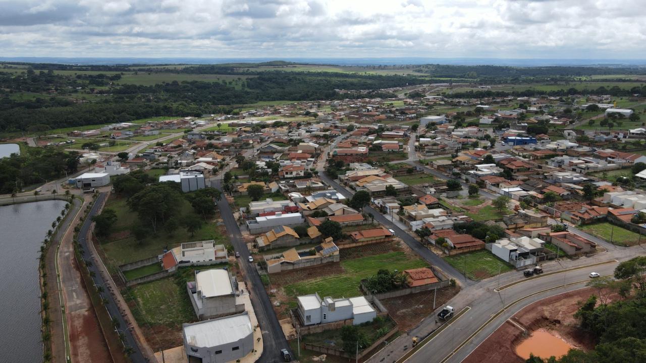 prefeitura-de-hidrolandia-conclui-recapeamento-no-setor-village-dos-ipes