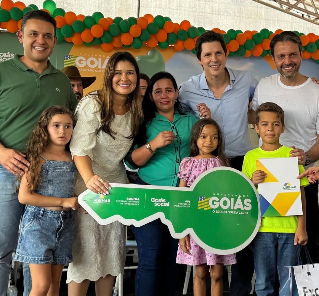 daniel-entrega-100-casas-do-programa-‘pra-ter-onde-morar’-em-cristianopolis