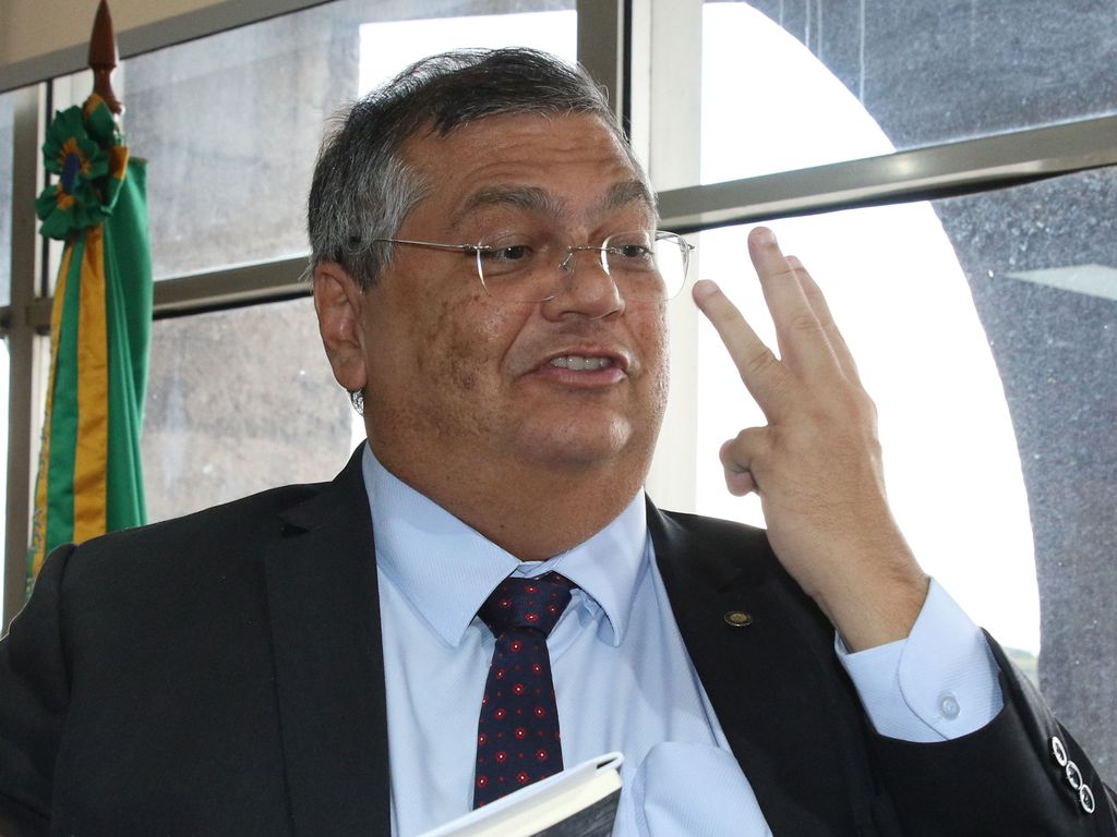 dino-arquiva-investigacao-sobre-senador-flagrado-com-r$-33-mil-na-cueca