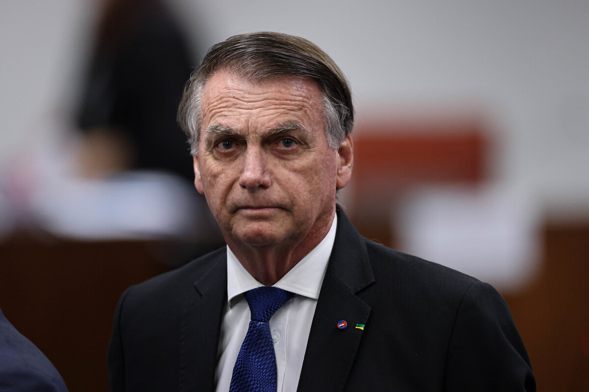 bolsonaro-depos-a-pf-na-prisao-por-ter-associado-lula-a-‘cachaca’-e-trafico