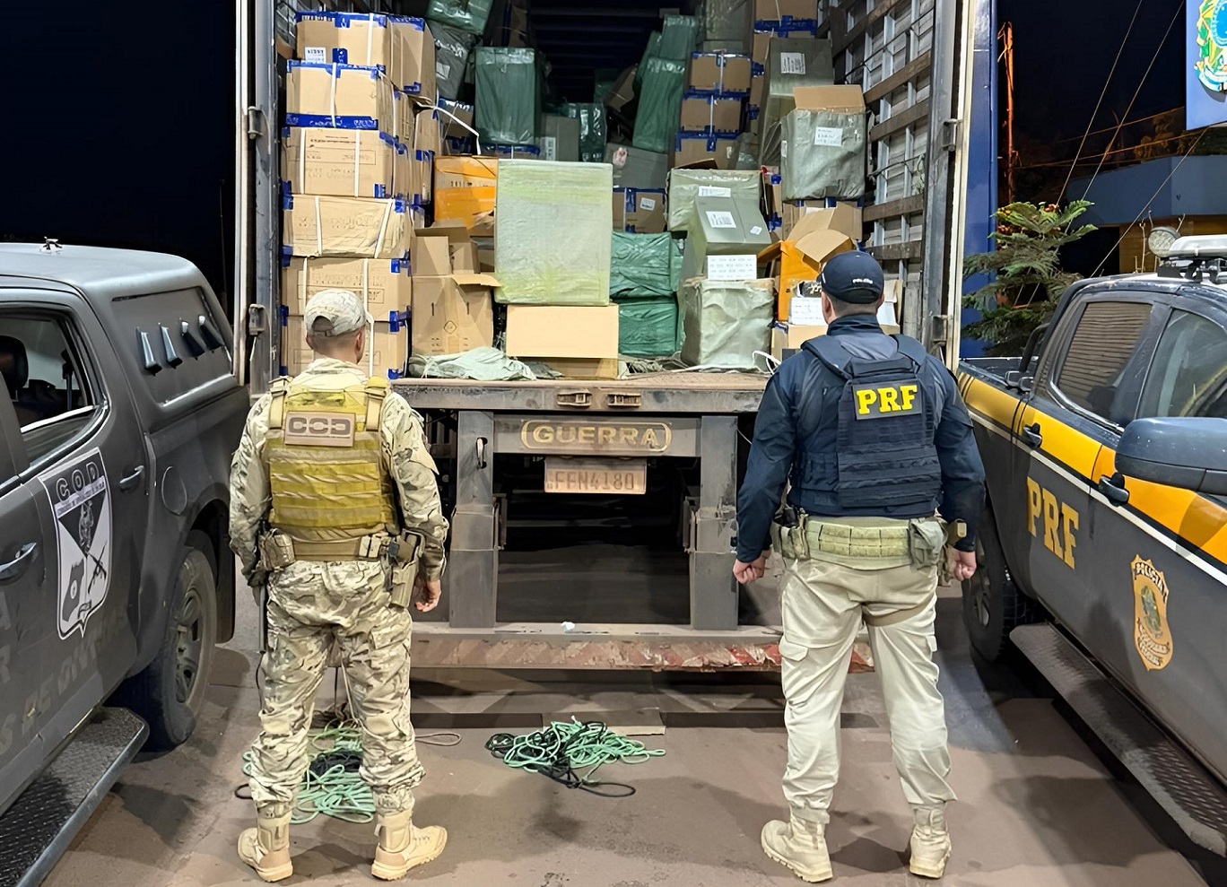 prf-apreende-em-jatai-produtos-avaliados-em-r$-25,5-milhoes