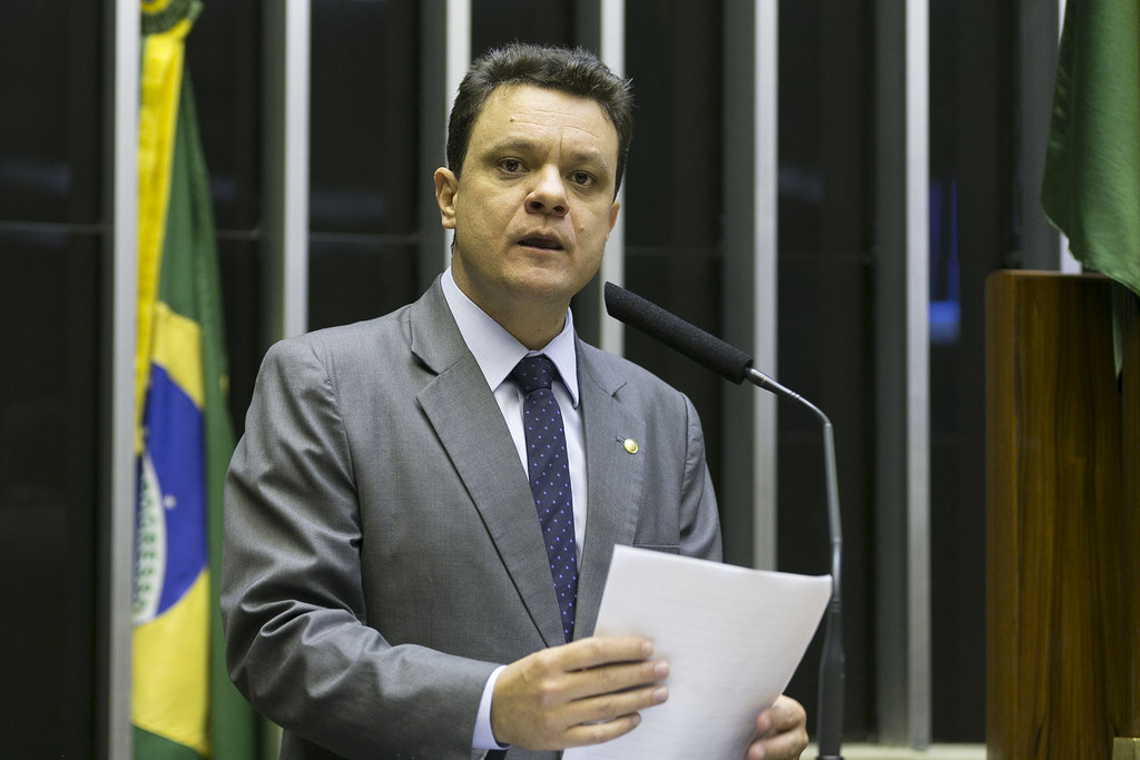 psd,-uniao-e-pl-ensaiam-alianca-para-derrotar-candidato-de-motta-e-lula-ao-tcu