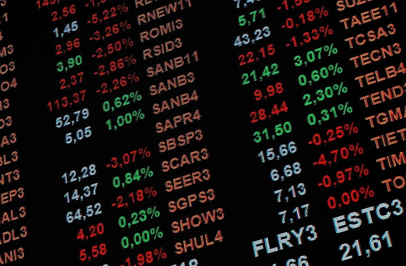 servicos-essenciais-superam-ibovespa-e-despontam-como-opcao-em-ano-eleitoral