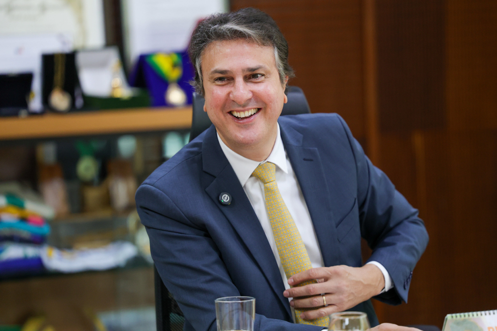 ministro-da-educacao-faz-pronunciamento-em-rede-nacional-neste-domingo