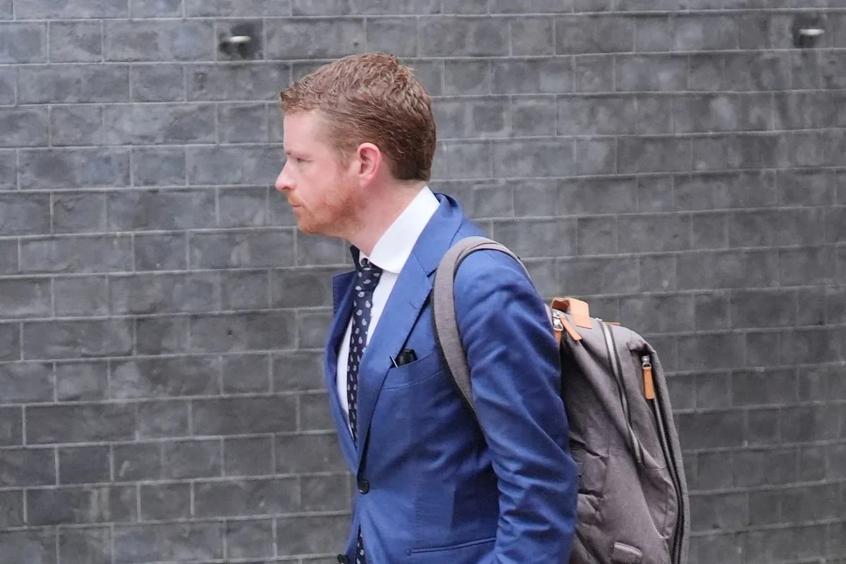 caso-epstein-derruba-chefe-de-gabinete-do-primeiro-ministro-do-reino-unido