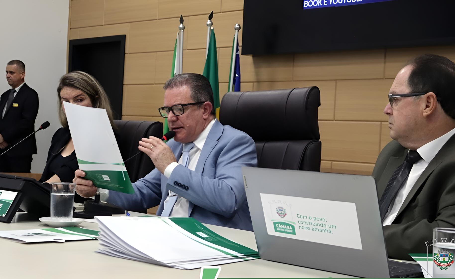 cabo-moraes-assume-presidencia-interina-da-camara-de-rio-verde