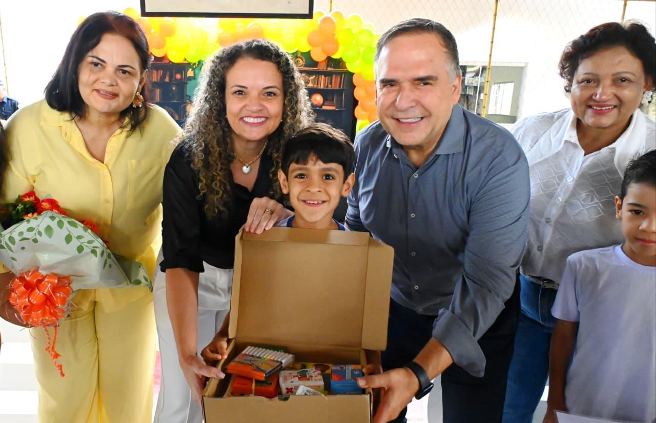 prefeitura-de-goiania-inicia-entrega-de-120-mil-kits-escolares