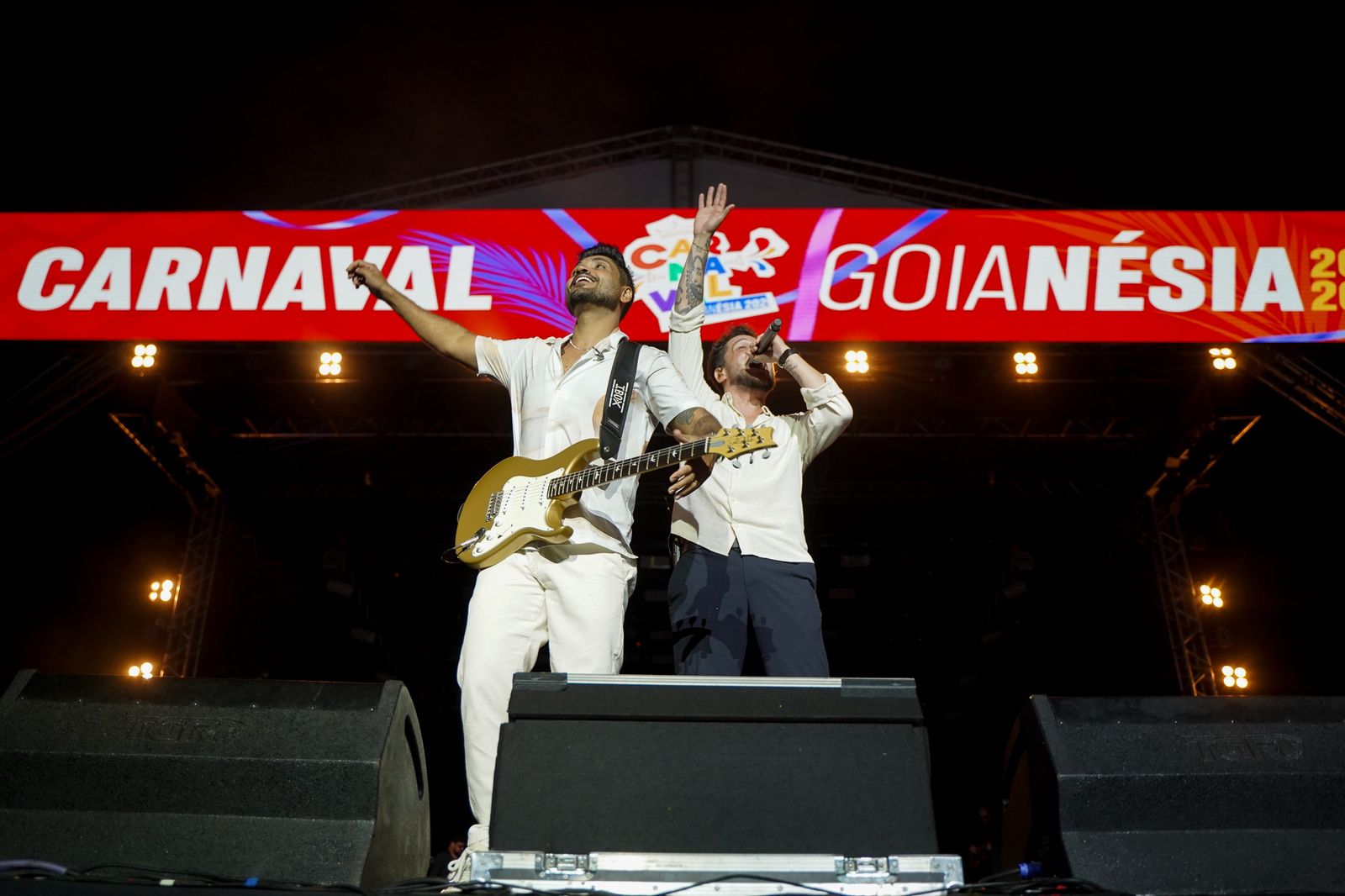 sertanejo-e-balada-agitam-o-segundo-dia-de-carnaval-em-goianesia