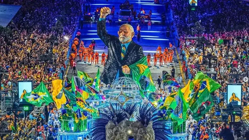 quaest:-escola-que-homenageou-lula-no-rio-domina-debate-nas-redes-e-tem-mais-mencoes-negativas
