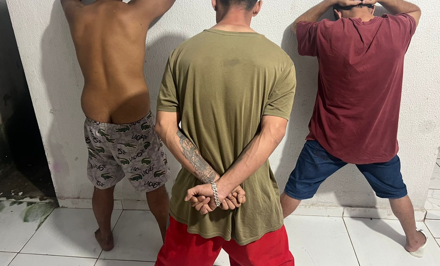 apos-ameaca,-delegado-realiza-10-prisoes-em-24h-em-aparecida