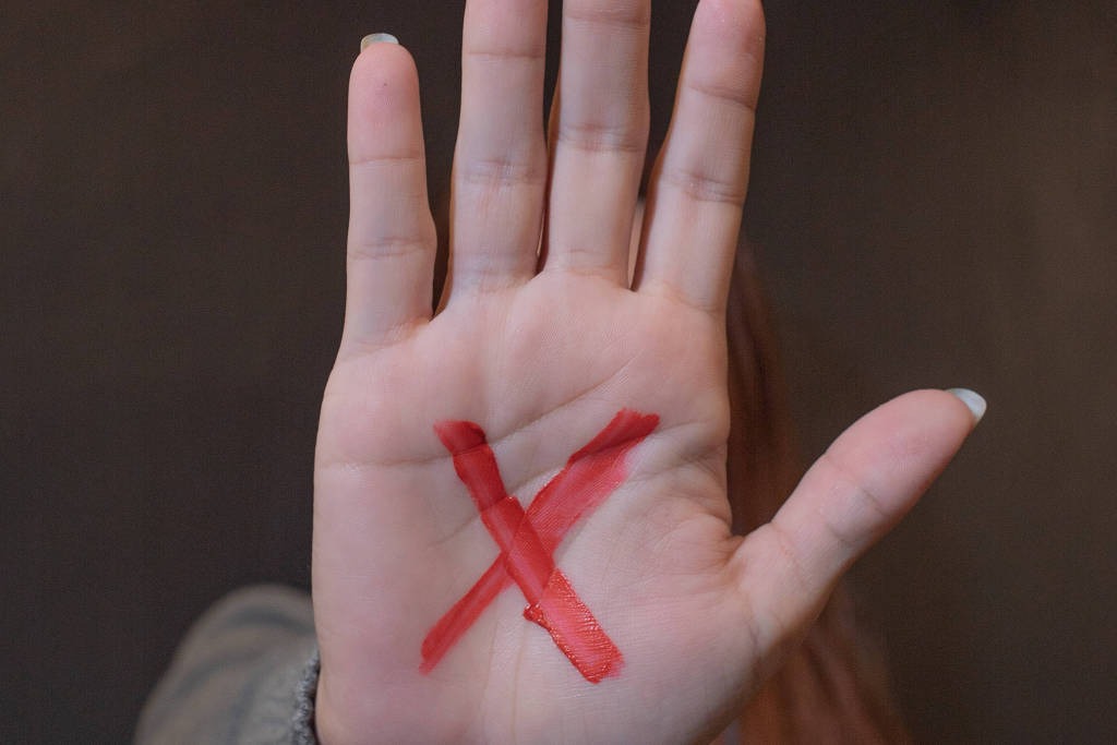 orfaos-de-feminicidio-enfrentam-abandono-e-dificuldades-no-brasil