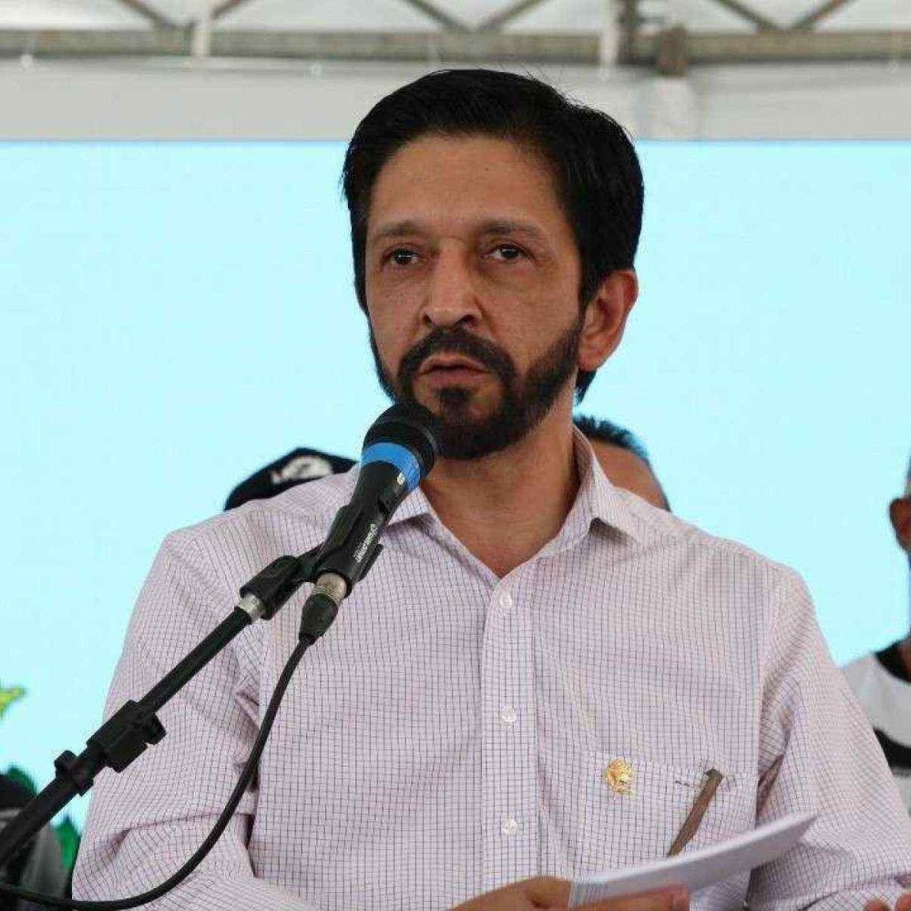 ricardo-nunes-declara-apoio-a-flavio-bolsonaro-e-diz-que-grupo-vai-‘ganhar-de-lavada’