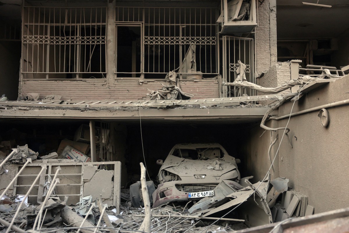 guarda-revolucionaria-do-ira-diz-ter-atacado-500-alvos-americanos-e-israelenses