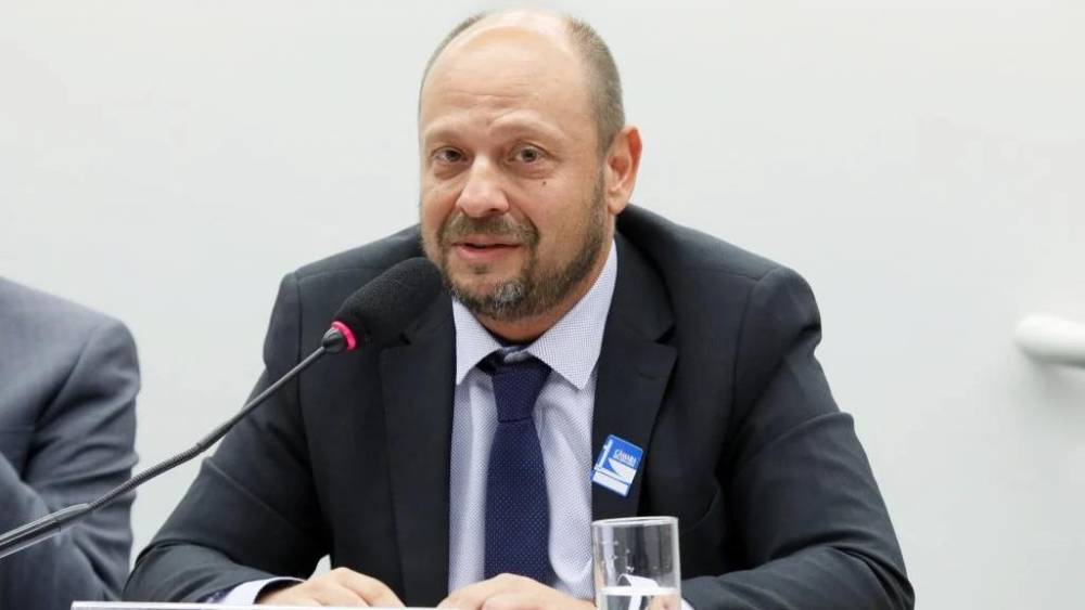 credcesta,-do-master,-e-irregular,-omite-juros-e-contratos-serao-cancelados,-diz-presidente-do-inss