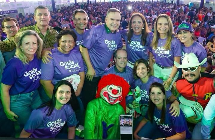 gracinha-caiado-abre-edicao-2026-do-goias-social-mulher-na-praca-civica