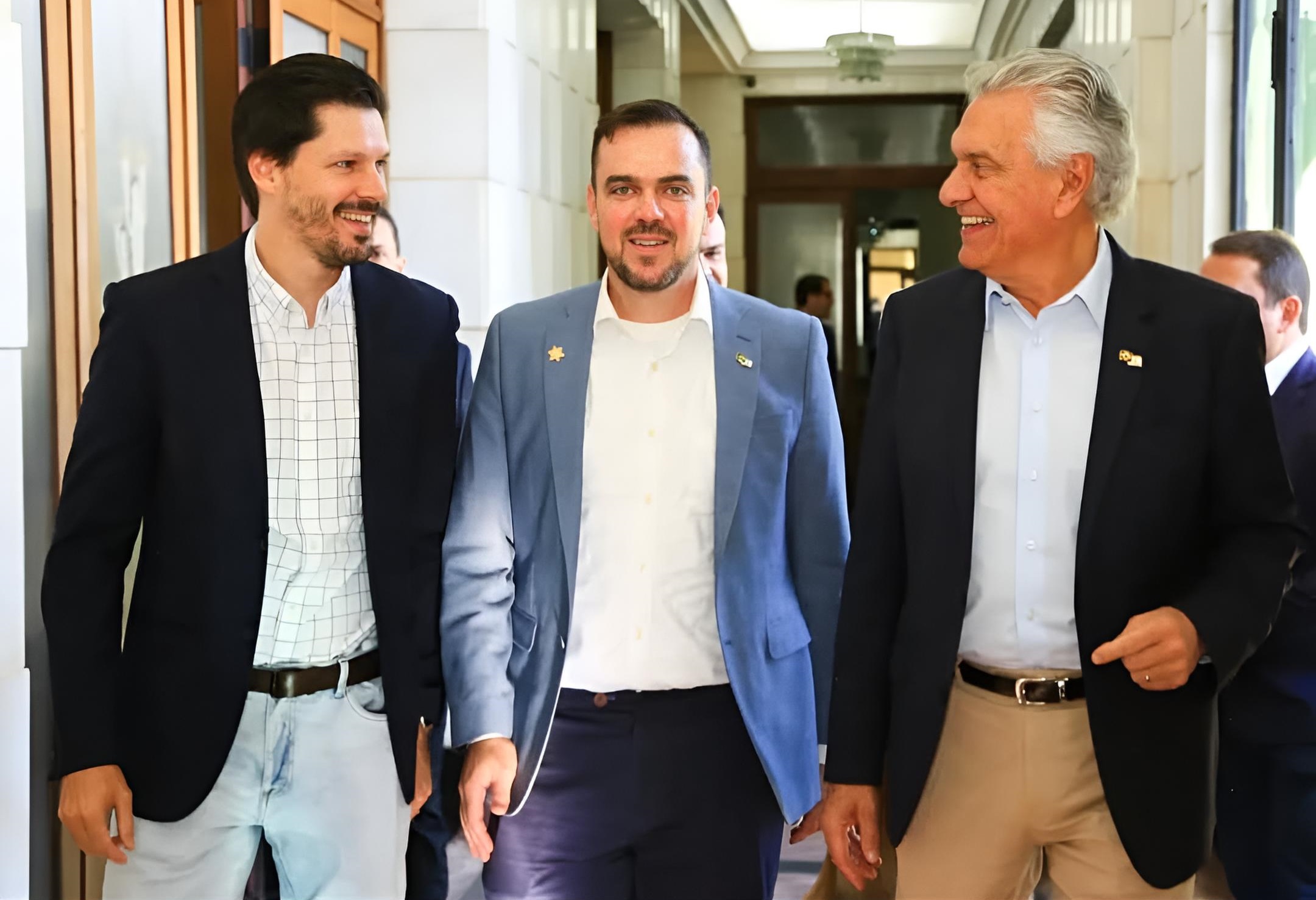 gustavo-mendanha-permanece-a-disposicao-da-chapa-governista