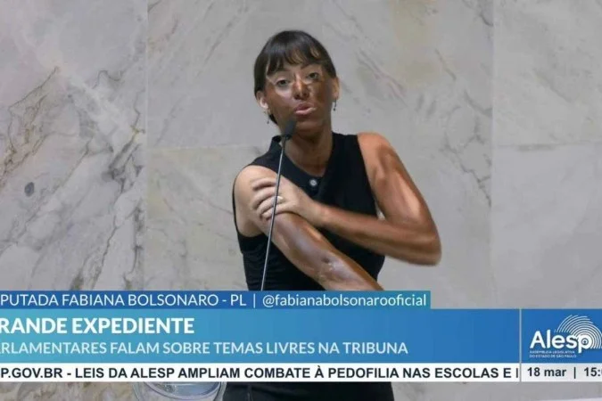 deputada-fabiana-bolsonaro-faz-blackface-na-alesp-para-criticar-erika-hilton