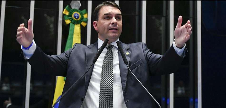 me-preocupo-com-antecipar-coisa-sem-necessidade,-diz-flavio-sobre-divulgacao-de-plano-de-governo