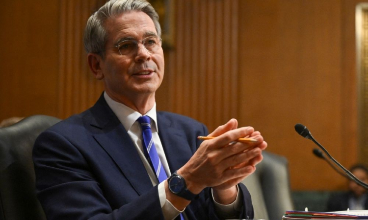 eua-autoriza-venda-e-entrega-de-petroleo-iraniano-carregado-em-navios