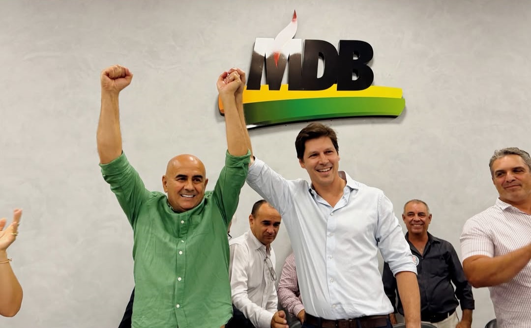paulo-cezar-martins-retorna-ao-mdb:-‘estou-feliz-de-volta’
