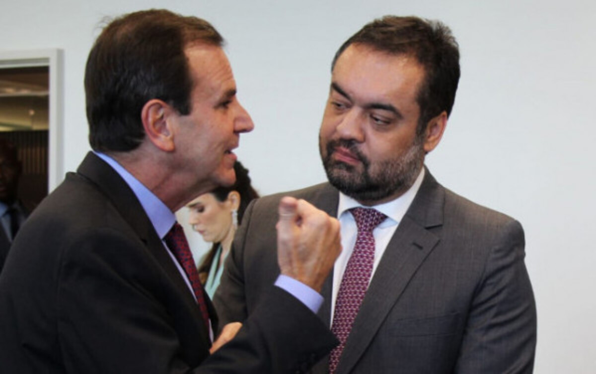 paes-critica-claudio-castro-por-deixar-governo-do-rio:-“governador-omisso-fugindo-da-justica”