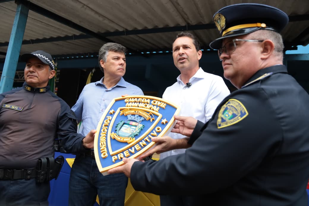 aparecida:-prefeitura-celebra-32-anos-da-gcm-com-entrega-de-viaturas-e-novos-equipamentos