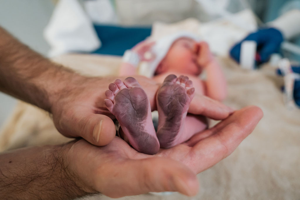 comissao-aprova-pl-que-garante-fotografo-no-parto-para-gestantes