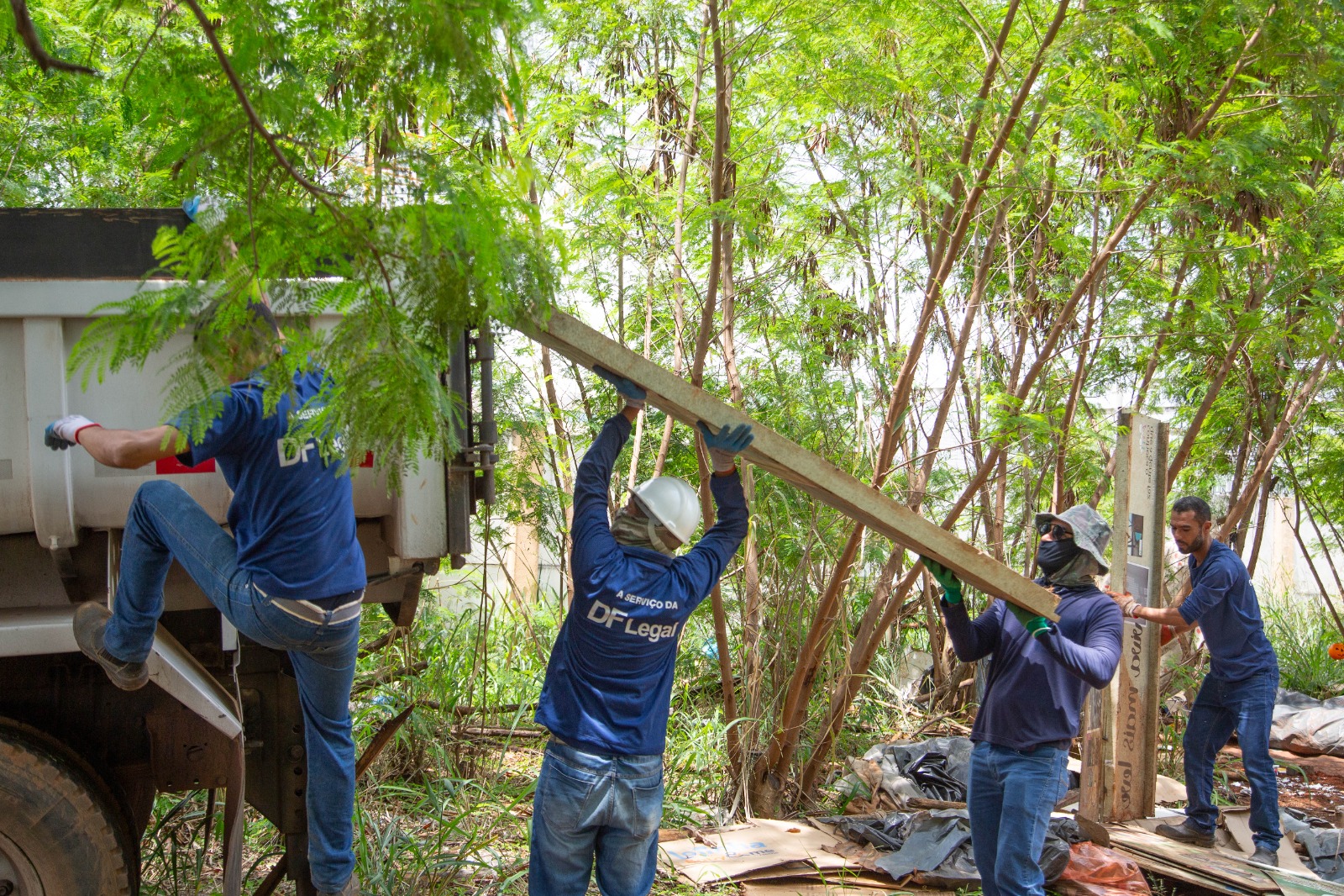 gdf-realiza-acao-de-acolhimento-a-populacao-em-situacao-de-rua-no-itapoa-nesta-segunda-e-terca