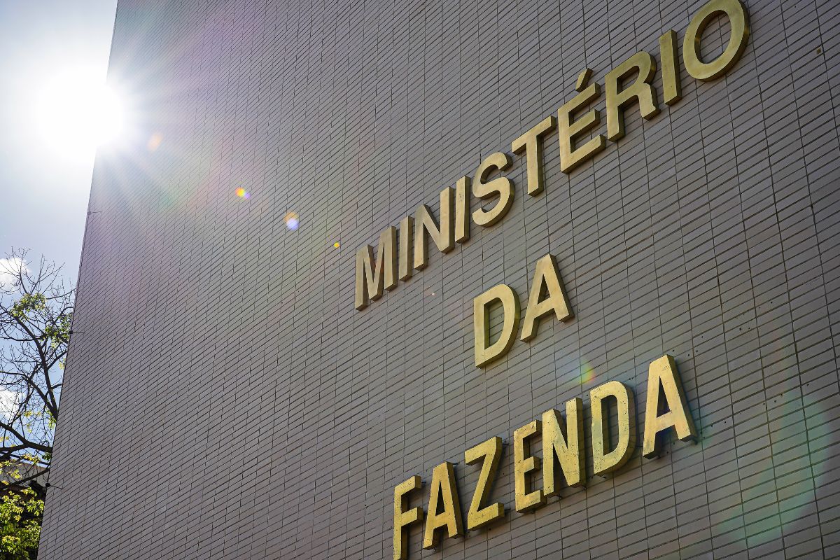governo-bloqueia-r$-1,6-bi-do-orcamento-de-2026-em-ajuste-fiscal