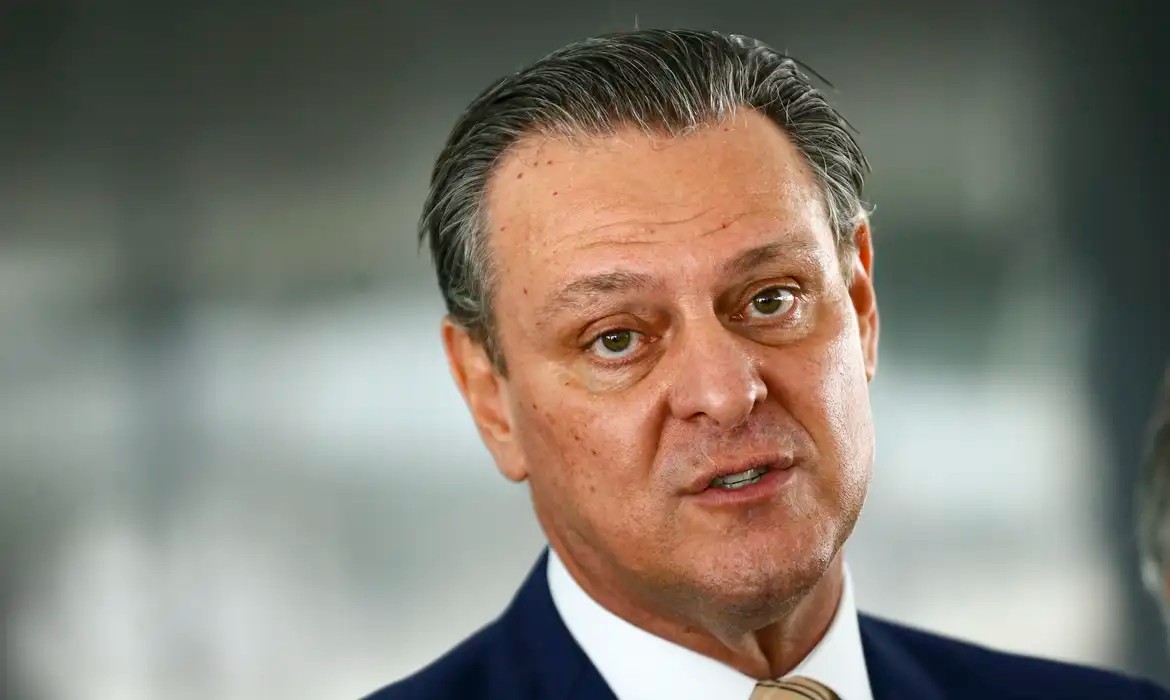 ‘dou’-extra:-carlos-favaro-e-paulo-teixeira-deixam-ministerios-para-disputarem-eleicao