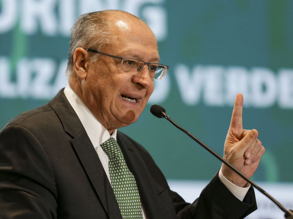 e-natural-que-o-brasil-tenha-varios-candidatos,-diz-alckmin-sobre-candidatura-de-caiado