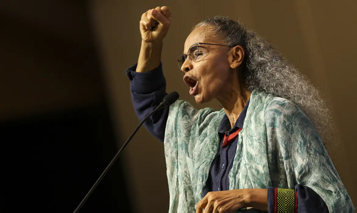 marina-silva-decide-continuar-na-rede,-e-federacao-com-psol-quer-que-ela-dispute-senado
