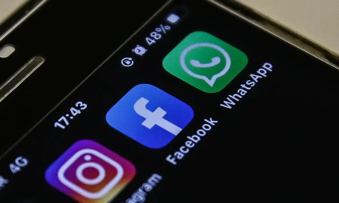 facebook-avalia-vicio-na-plataforma-com-base-em-casos-no-brasil-desde-2019,-mostram-documentos