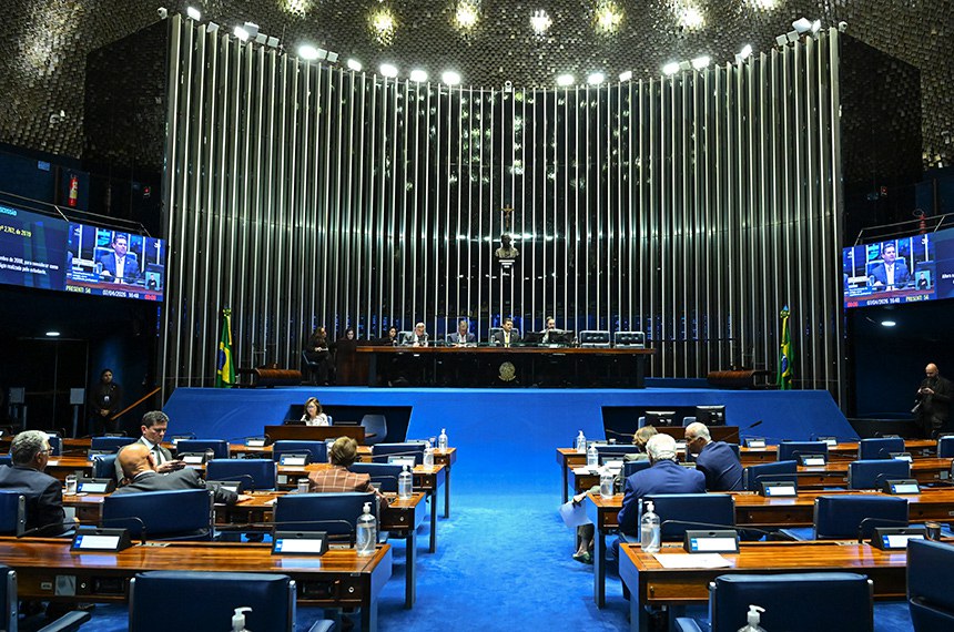 ccj-do-senado-aprova-pec-que-veda-punicao-a-veiculos-de-comunicacao-por-fala-de-entrevistados