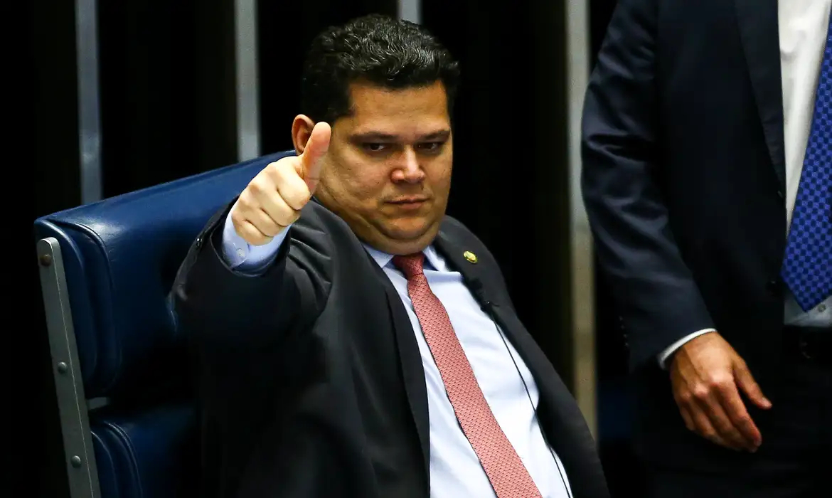 presidente-do-senado-marca-votacao-de-veto-de-lula