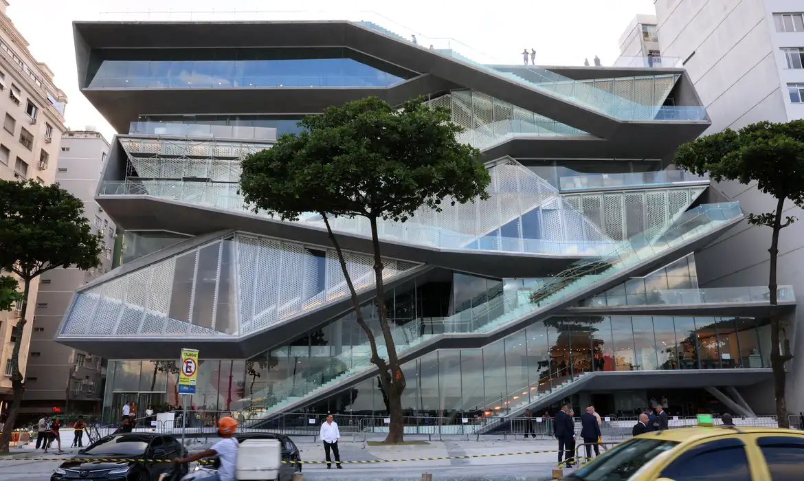 mis-rio-inaugura-exposicao-sobre-bastidores-da-nova-sede-em-copacabana