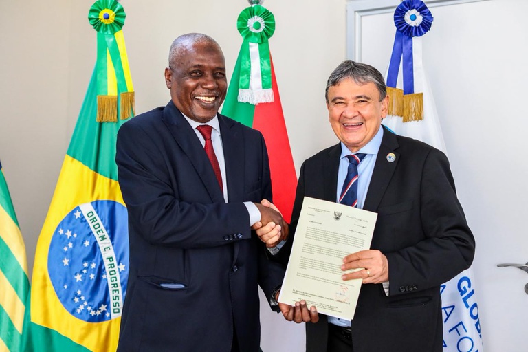 ministro-wellington-dias-e-embaixador-sudanes-debatem-parcerias-contra-fome