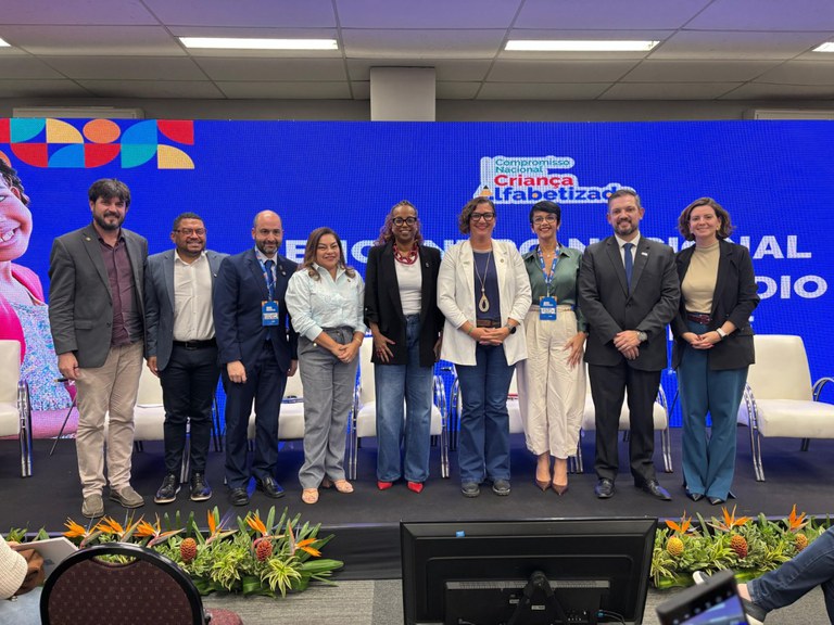 mec-promove-encontro-nacional-sobre-alfabetizacao-em-municipios-medios-e-grandes