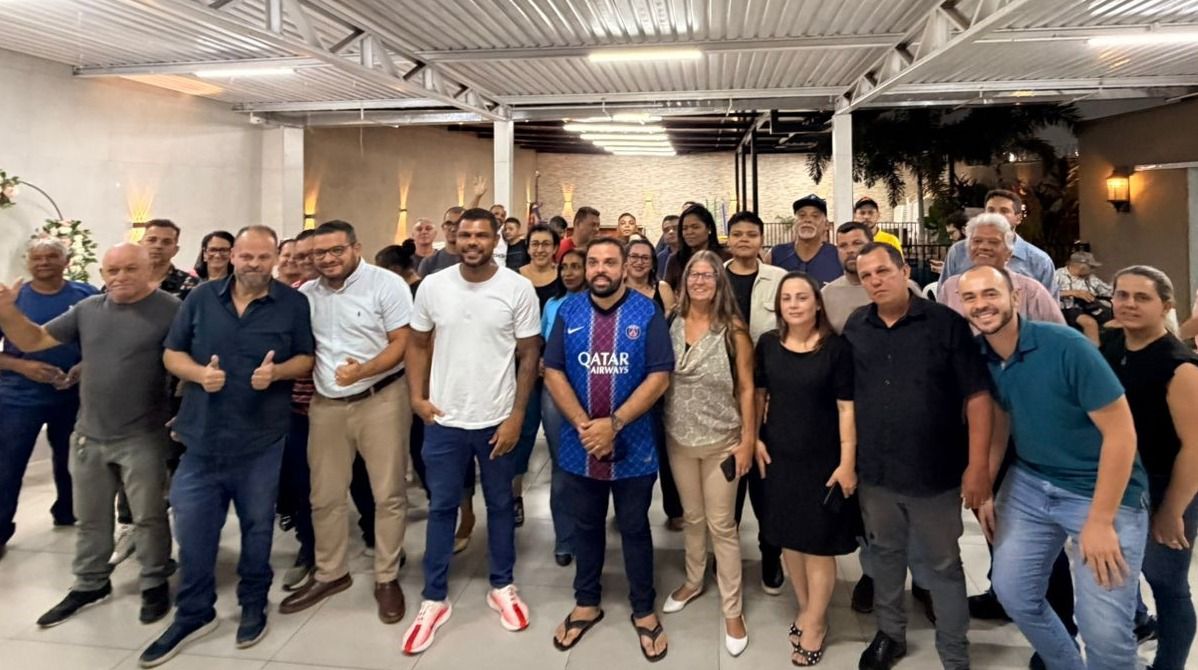 geverson-abel-anuncia-apoio-a-pre-candidatura-de-policarpo