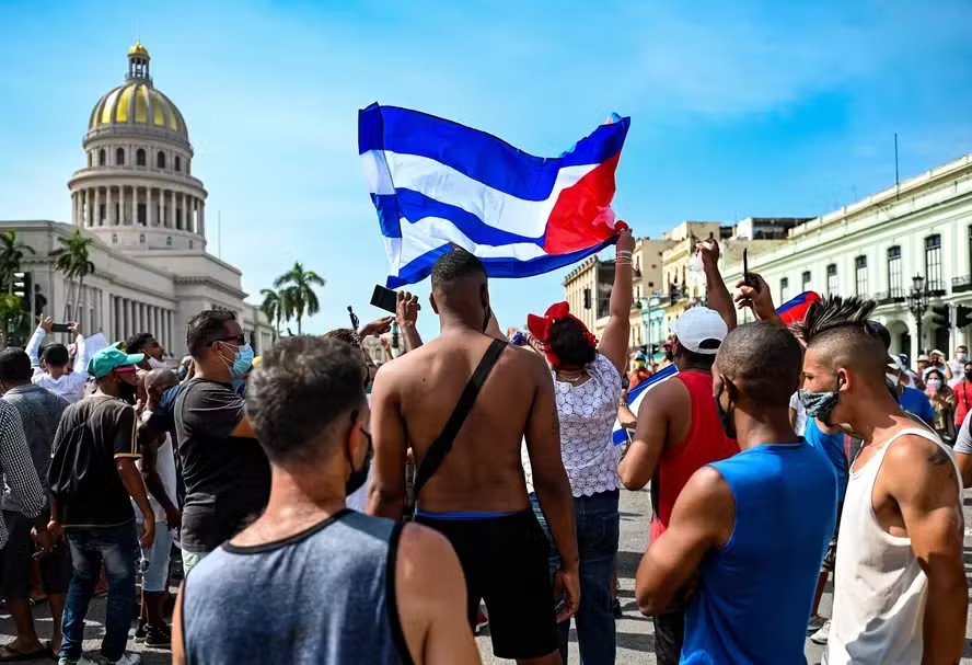 governos-do-brasil,-espanha-e-mexico-prometem-ampliar-ajuda-a-cuba-em-meio-a-bloqueio-dos-eua