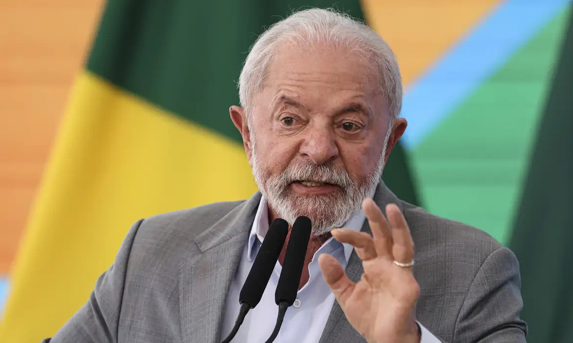 em-hannover,-lula-defende-imigracao-diante-de-chanceler-alemao-criticado-por-declaracoes