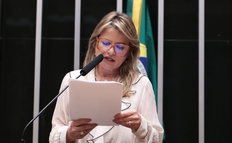 camara-aprova-estatuto-do-aprendiz-para-jovens-de-14-a-24-anos