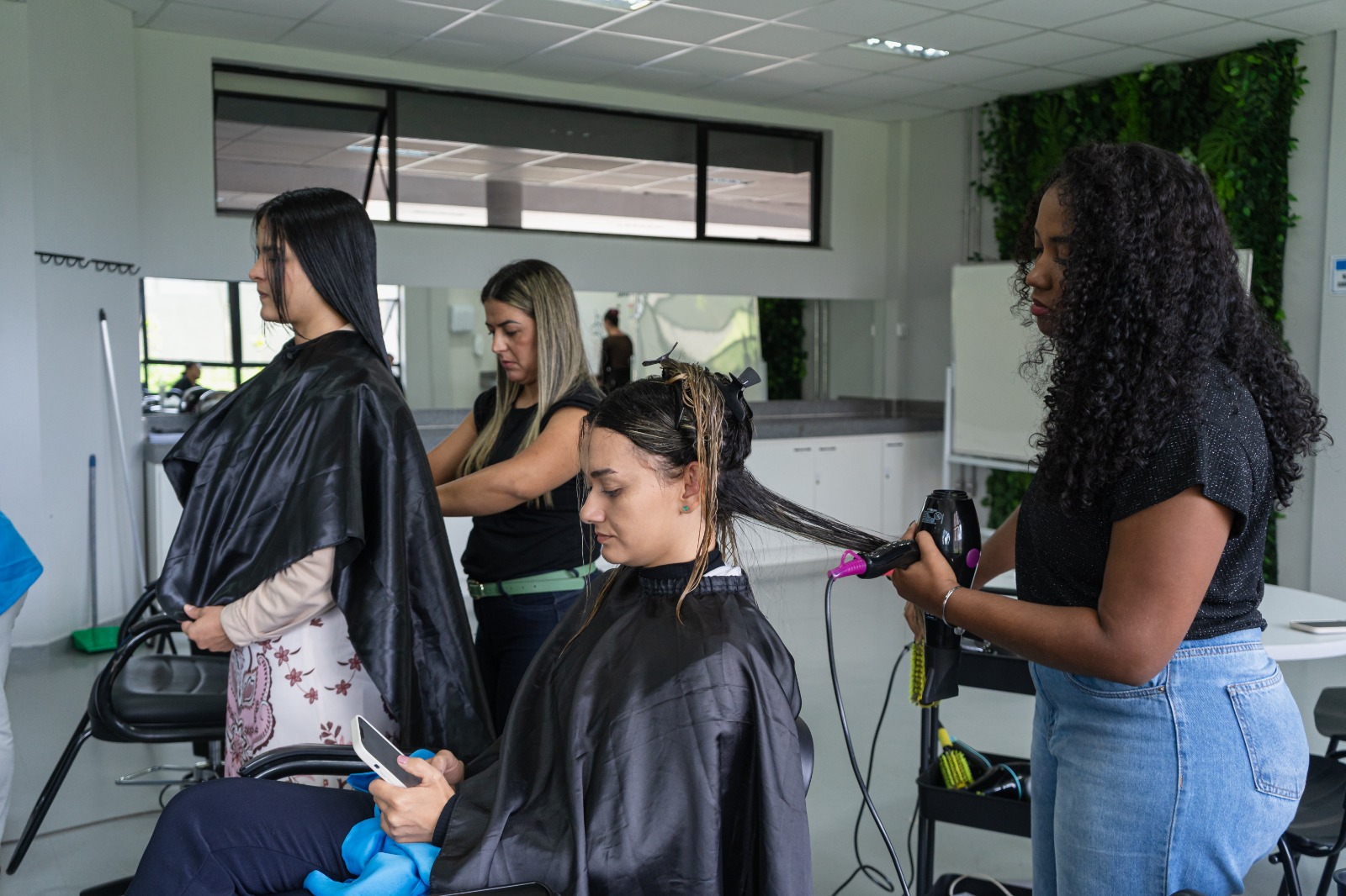 governo-de-goias-promove-“dia-d”-para-cursos-e-vagas-de-emprego-em-goiania