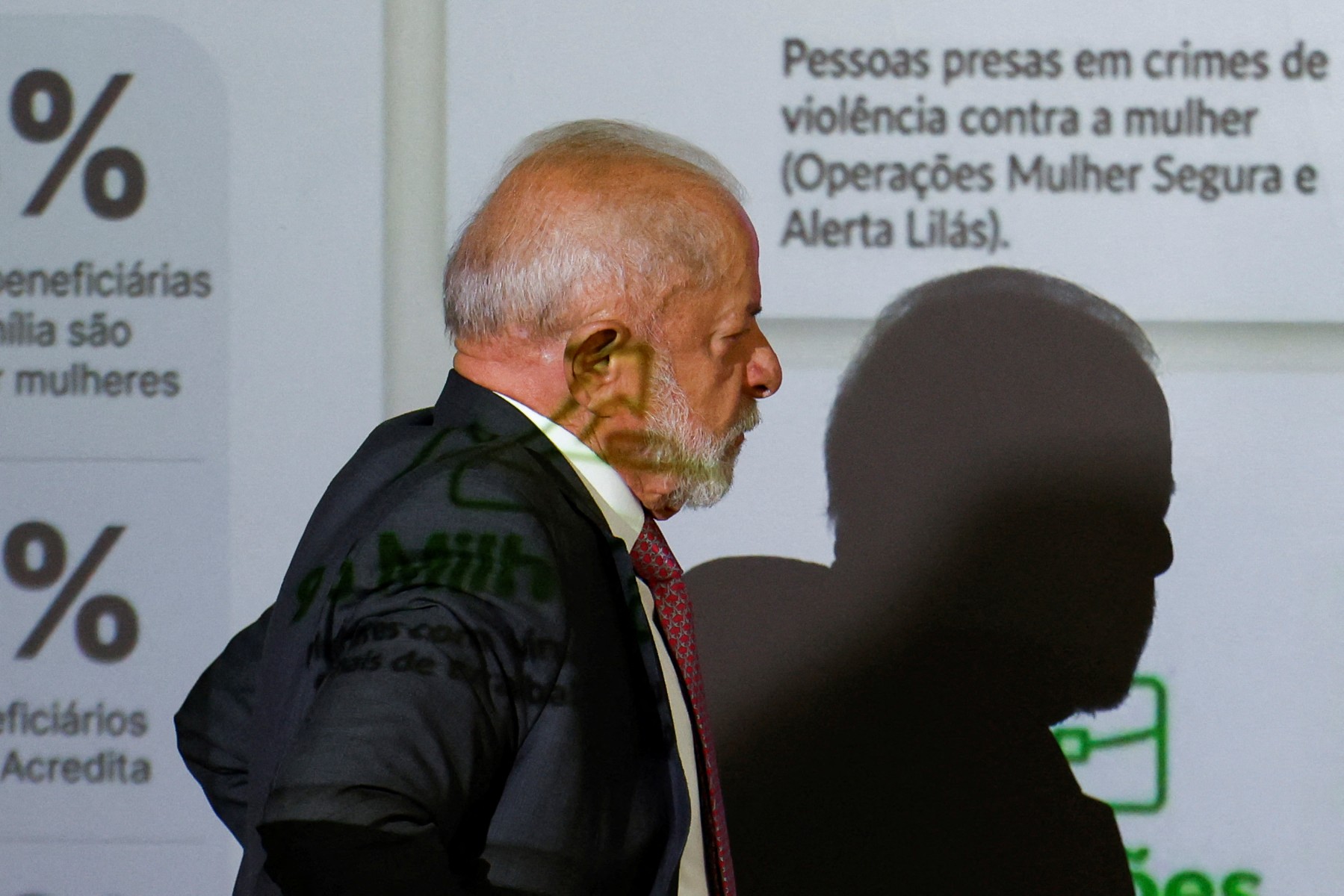 lula-ignora-derrota-historica-na-indicacao-de-messias-em-cerimonia-no-planalto