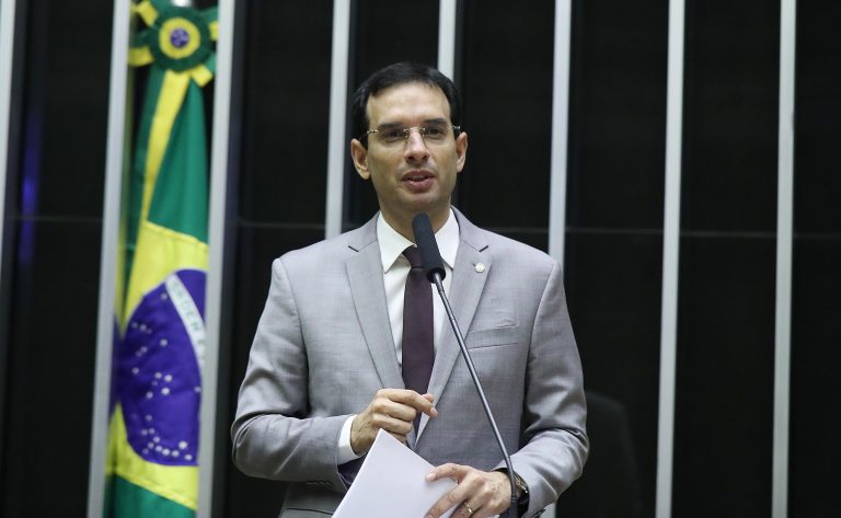 relator-da-6×1-cita-duvidas-sobre-fixacao-de-condicao-consecutiva-para-2-dias-de-descanso