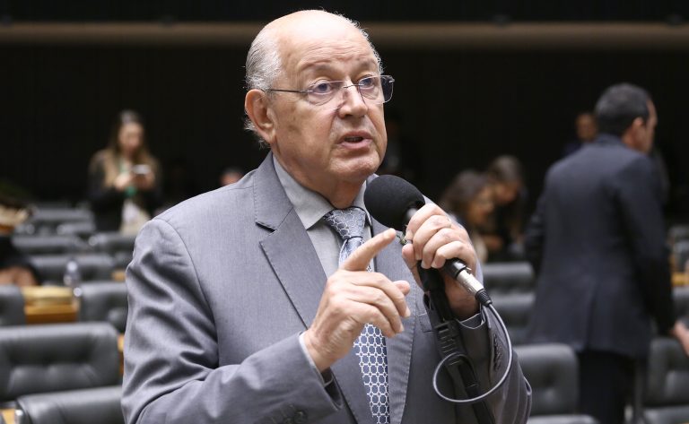 camara-aprova-codigo-de-defesa-do-turista-para-proteger-viajantes